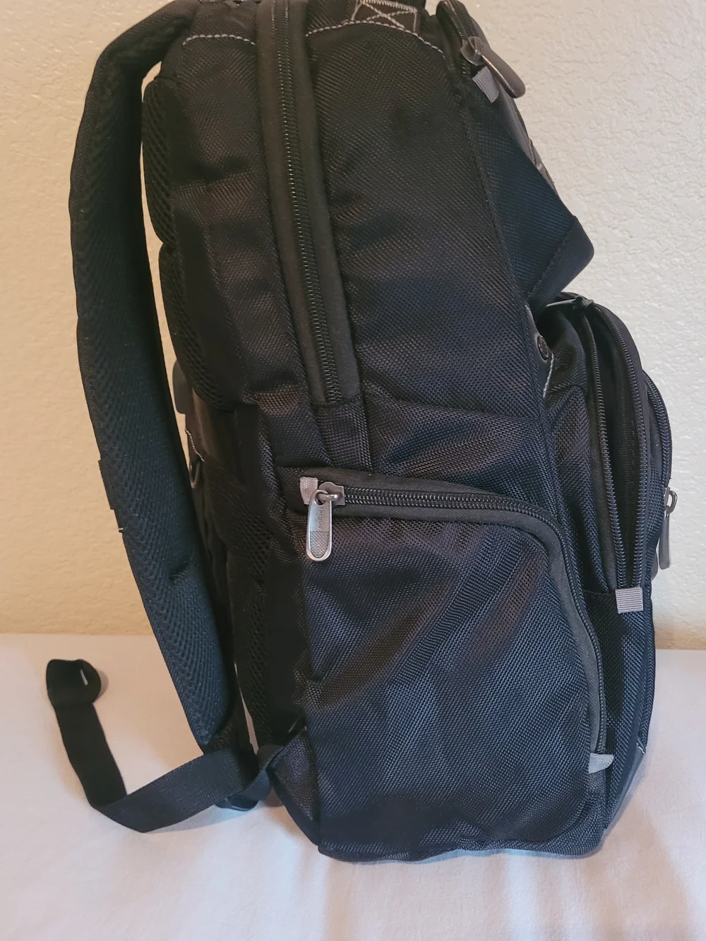 Targus Black Men's Laptop Backpack